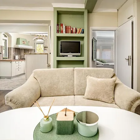 French House 贝尔格莱德