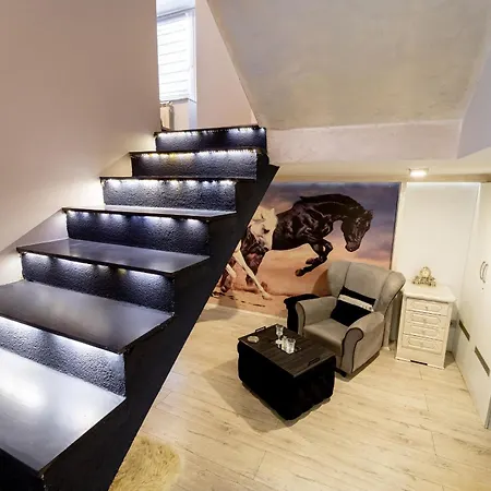 French House Belgrado