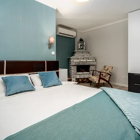 French House Belgrado