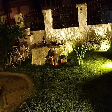 Guest house French House