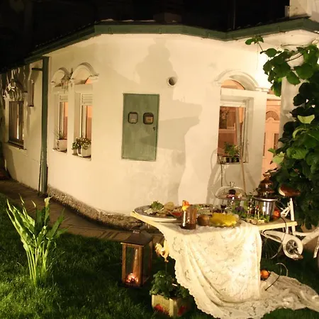 Guest house French House *