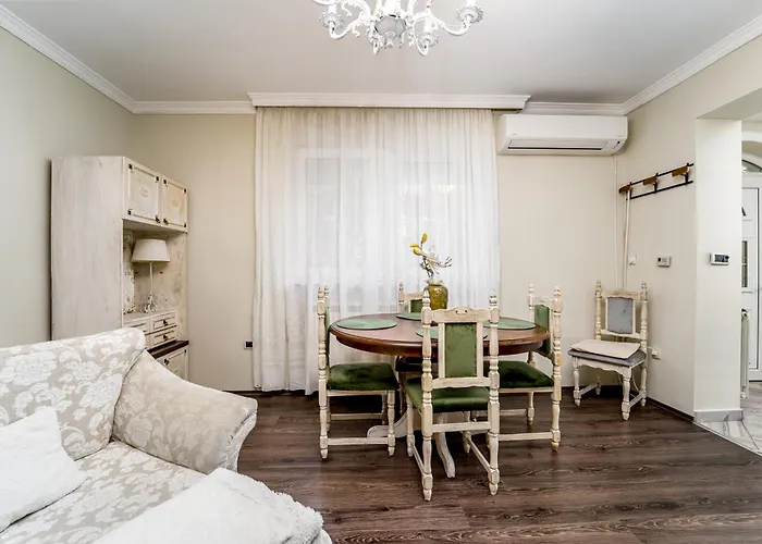 Гостевой дом French House