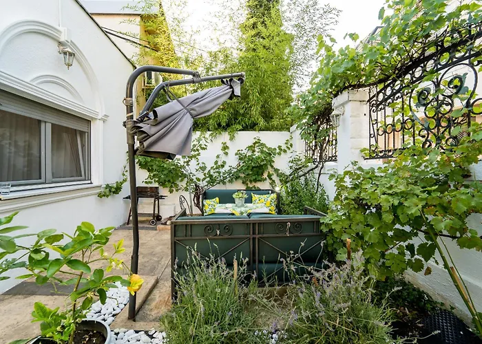 Гостевой дом French House Белград