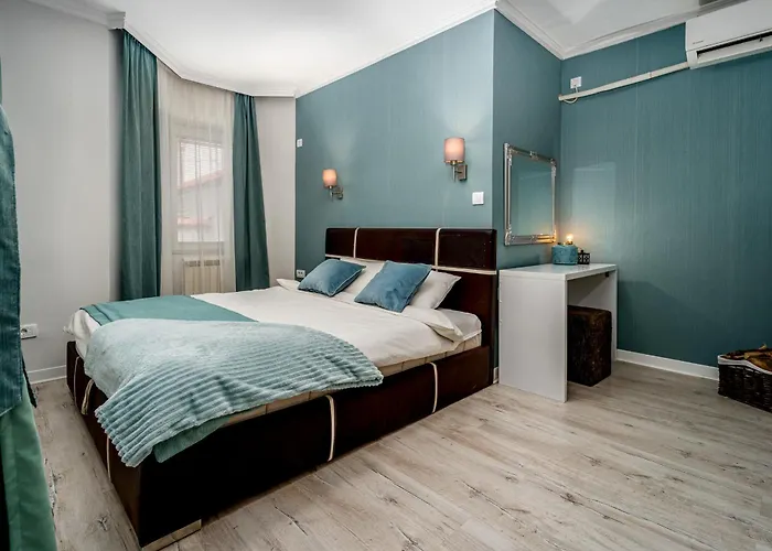 French House 4* Белград