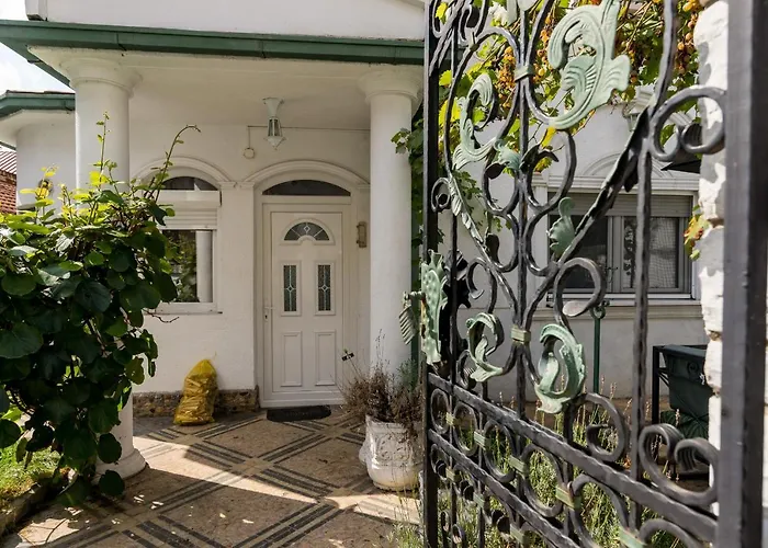 Гостевой дом French House